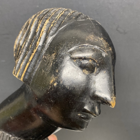 African Hand Carved Ebony Wood Bust Sculptures Tribal Head Set of Two - Picture 9 of 14